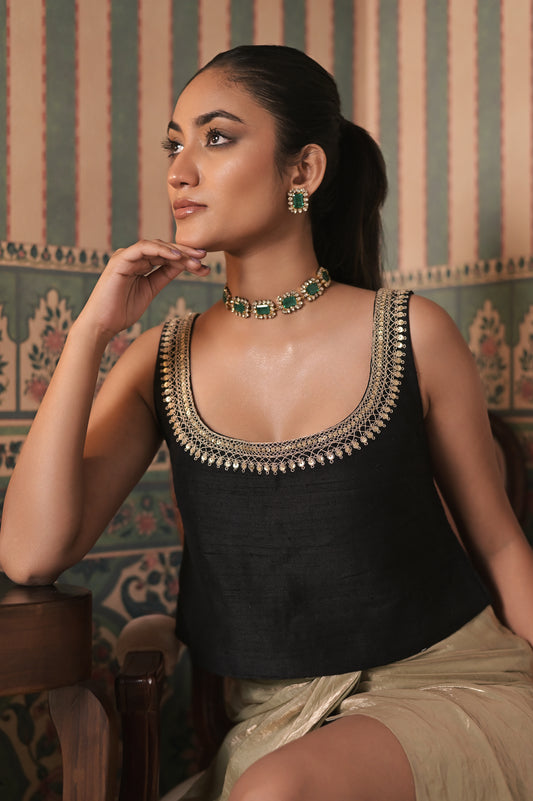 MARODI ROUND NECK TOP