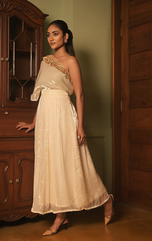 A- SYMMETRICAL TOP- SKIRT SET